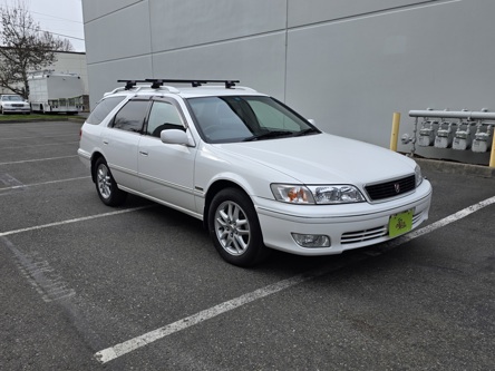 1999 Toyota Mark II Qualis 